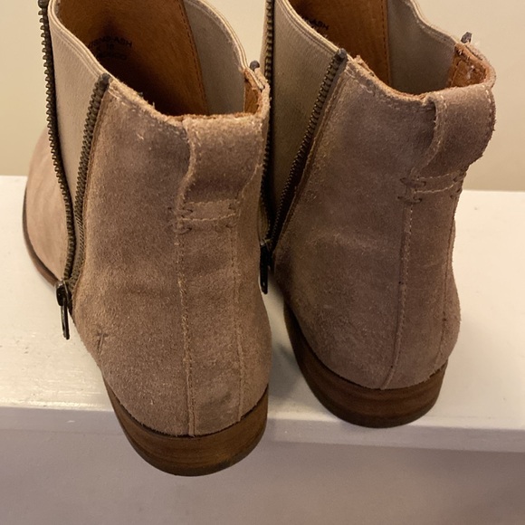 Frye Carly Zip Chelsea Booties in ash suede - Picture 3 of 9